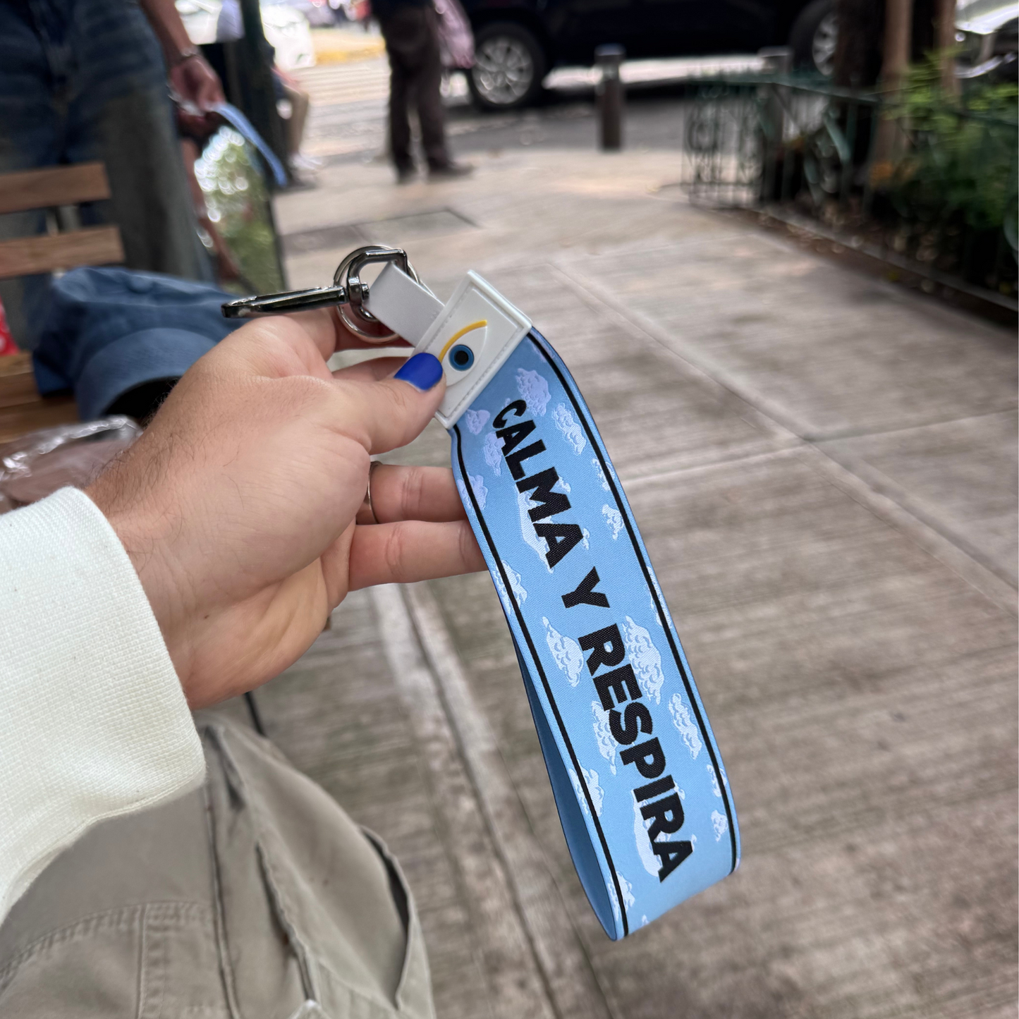 Llavero "Calma y Respira"